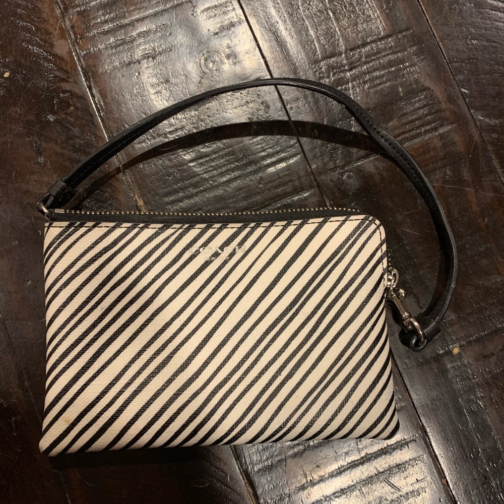 COACH small wristlet